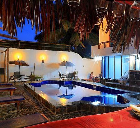 Galapagos Islands Hotel Puerto Ayora  Buitenkant foto