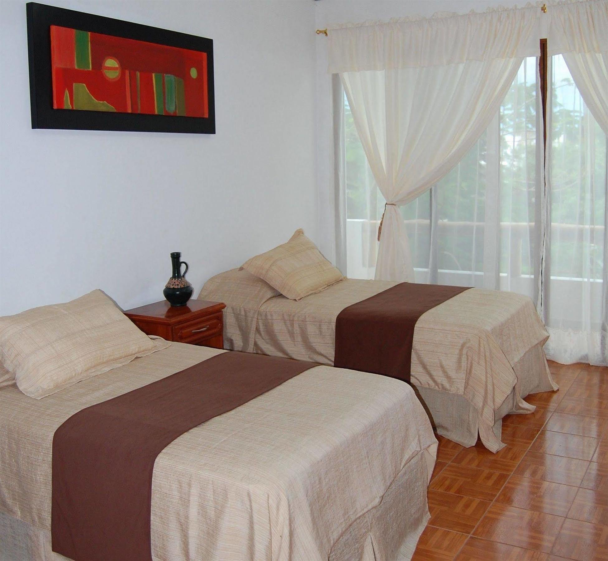 Galapagos Islands Hotel Puerto Ayora  Buitenkant foto